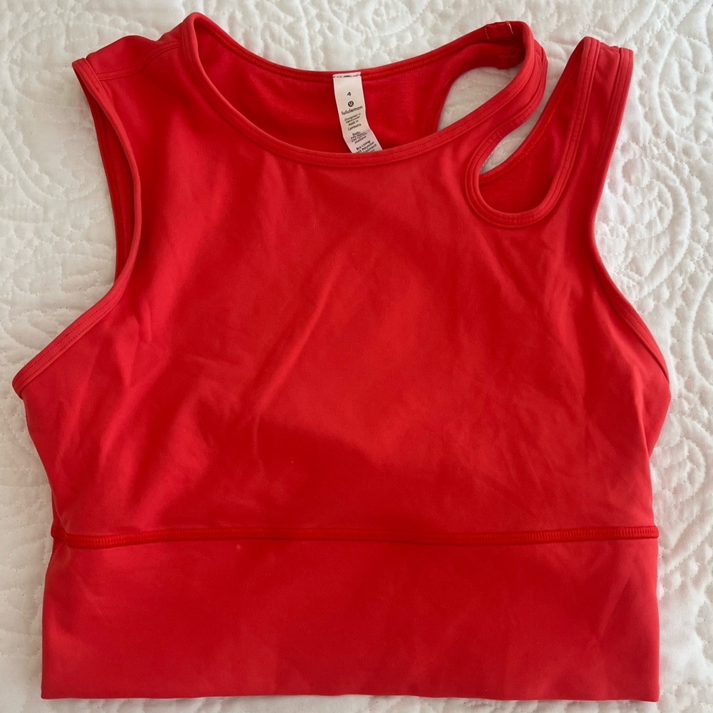 Lululemon shoulder cut out top